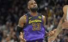 詹姆斯离队倒计时？记者曝湖人未关大门，41岁老詹真要回骑士？